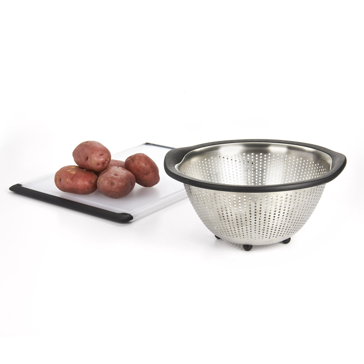 5-quart-stainless-steel-colander-n7 1134700_4_oxogoodgrips_5qtstainlesssteelcolander.jpg