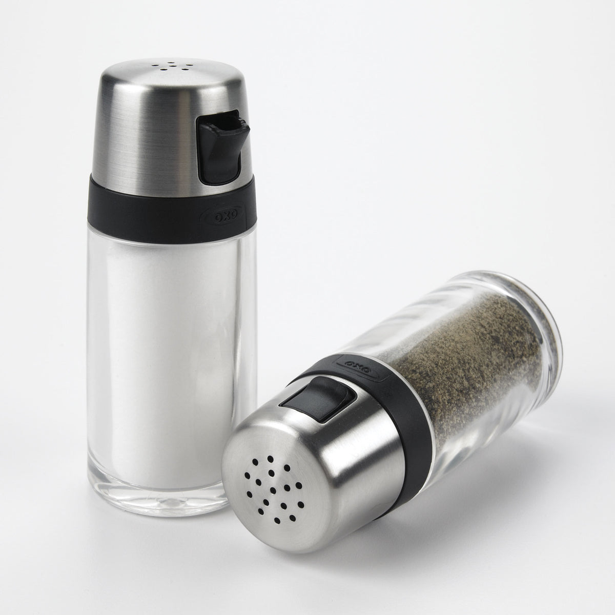 simple-salt-shaker-q1 1241980_salt_shaker_2.jpg