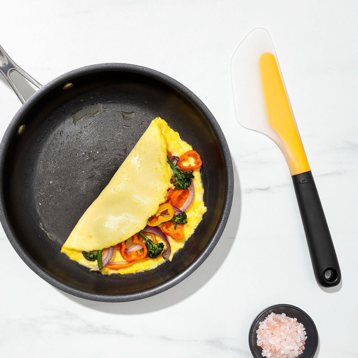 small-flip-and-fold-omelet-turner-j4 gg_11140800_9.jpg