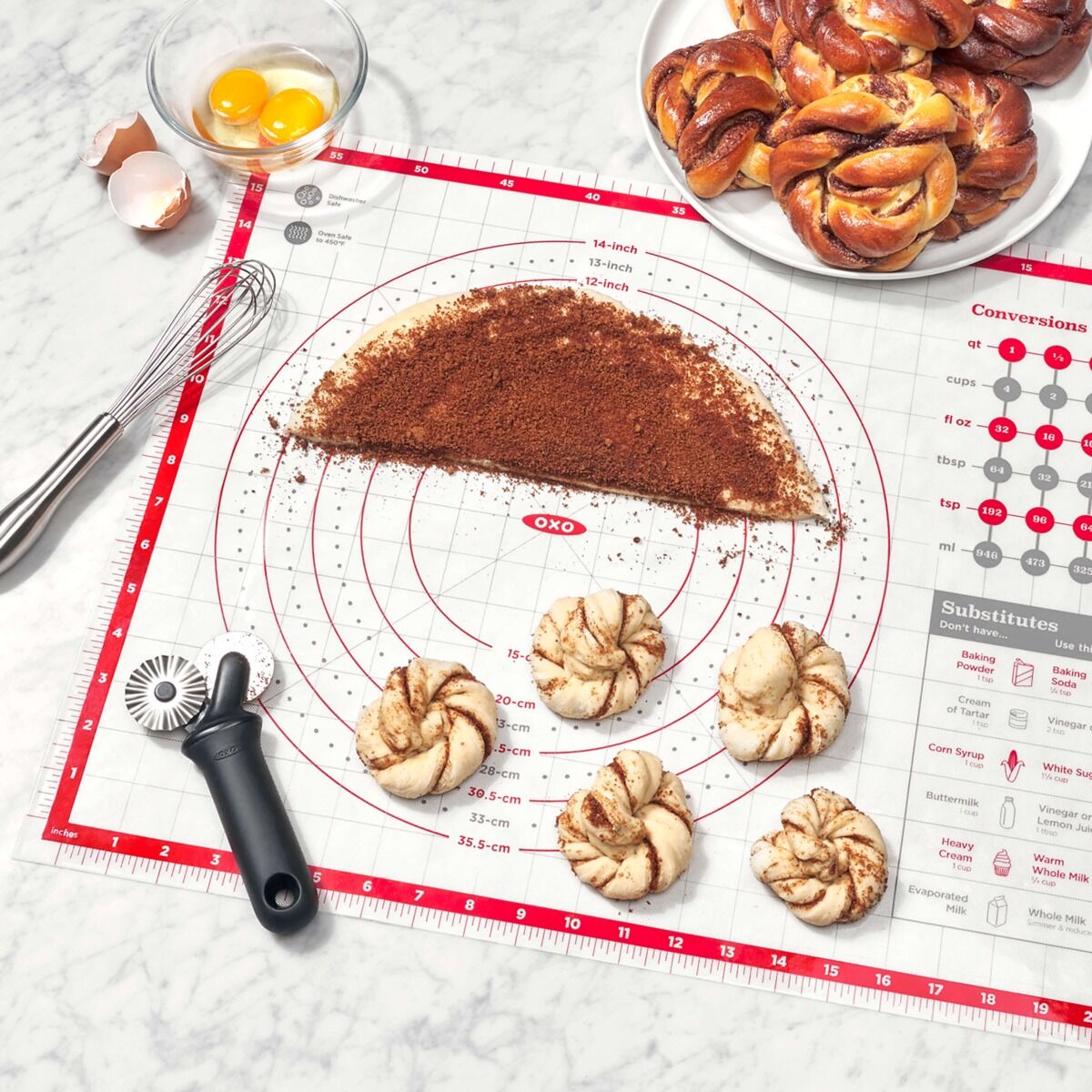 oxo-silicone-pastry-mat-r1 gg_11211300_9c_1_.jpg