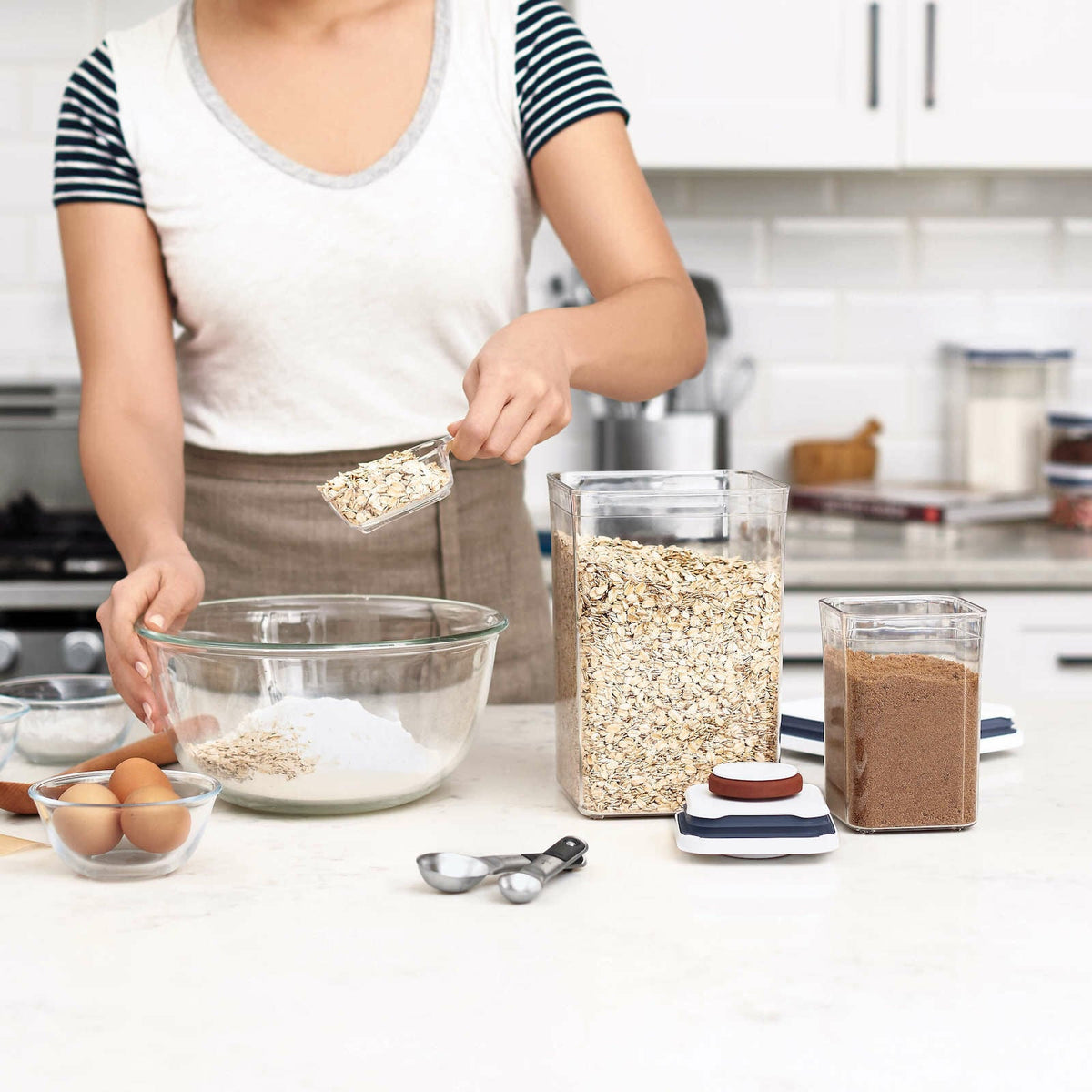 8-piece-pop-container-baking-set-z5 gg_11236500_4_1_.jpg