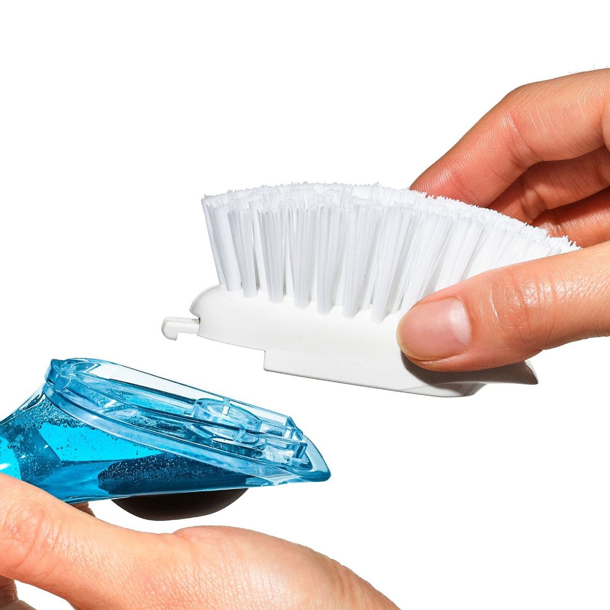 soap-dispensing-dish-brush-refill-2pk-h4 gg_12361200_soapdispensingdishbrushrefills_pdp_05.jpg