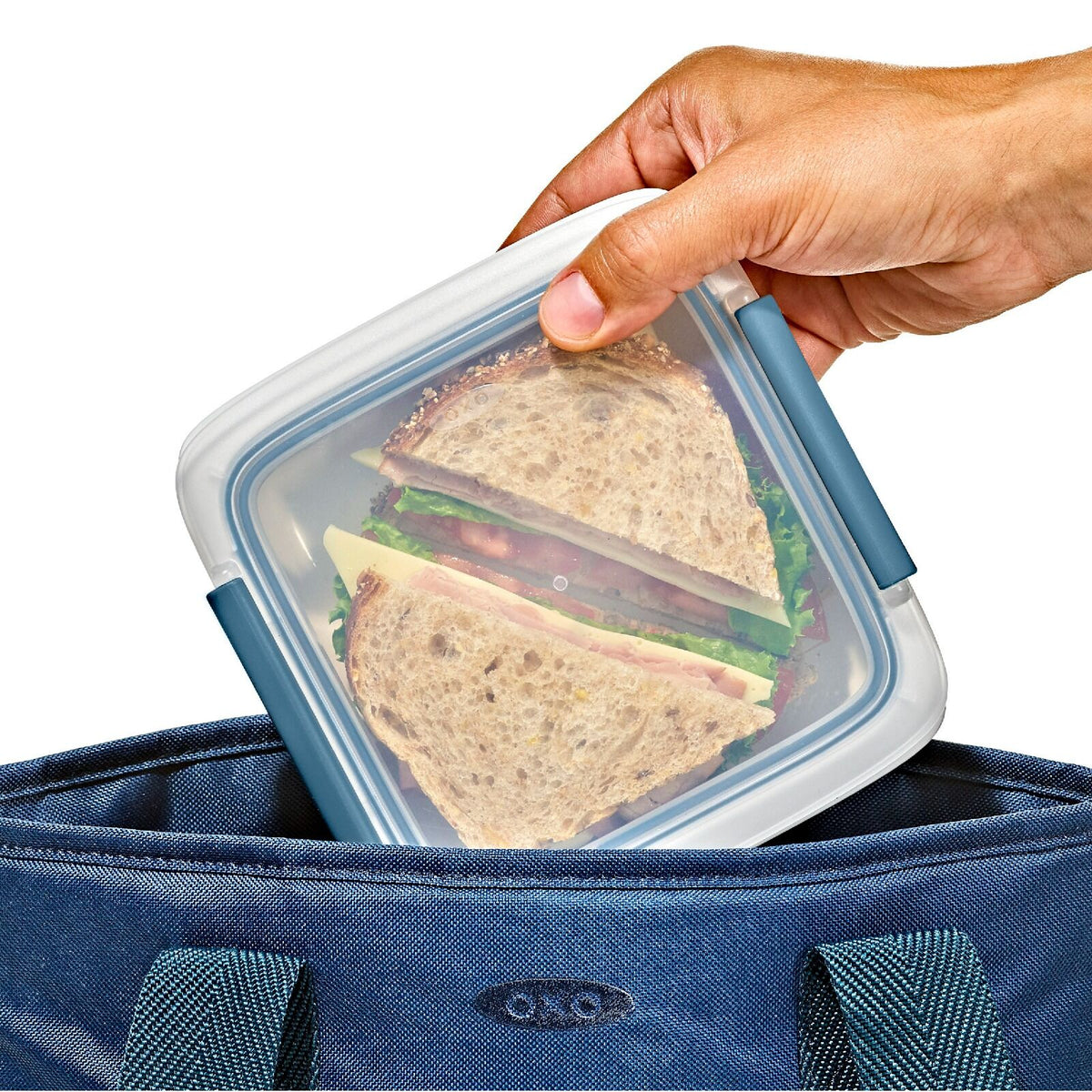 prep-and-go-slim-container-with-removable-divider-1-8-cups-0-4-l-r9 oxo_prep-go-slim-container_pdp_08.jpeg