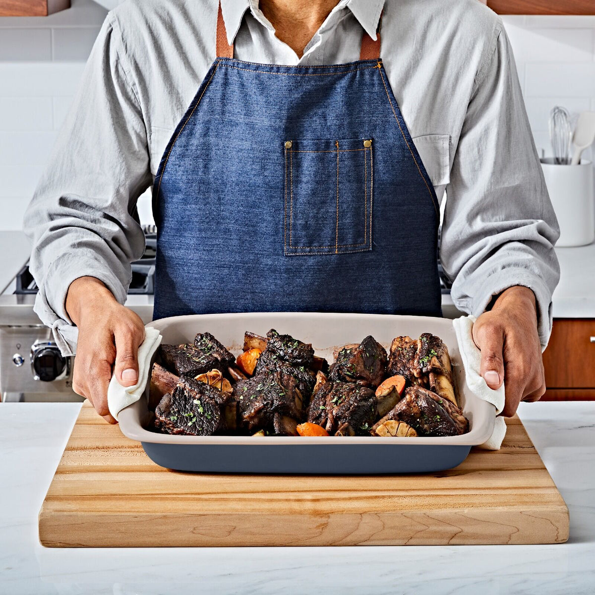 3-qt-rectangular-stoneware-baking-dish-a2 11428500_32.jpg