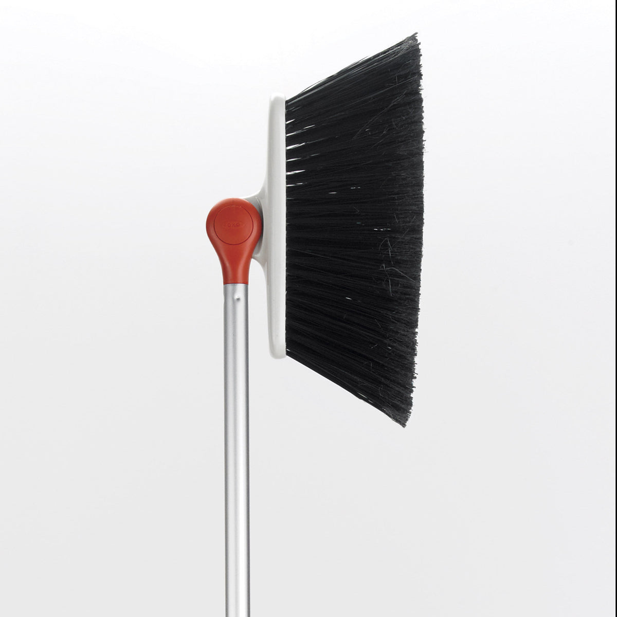 any-angle-broom-u1 1336580_2_any-angle_broom.jpg