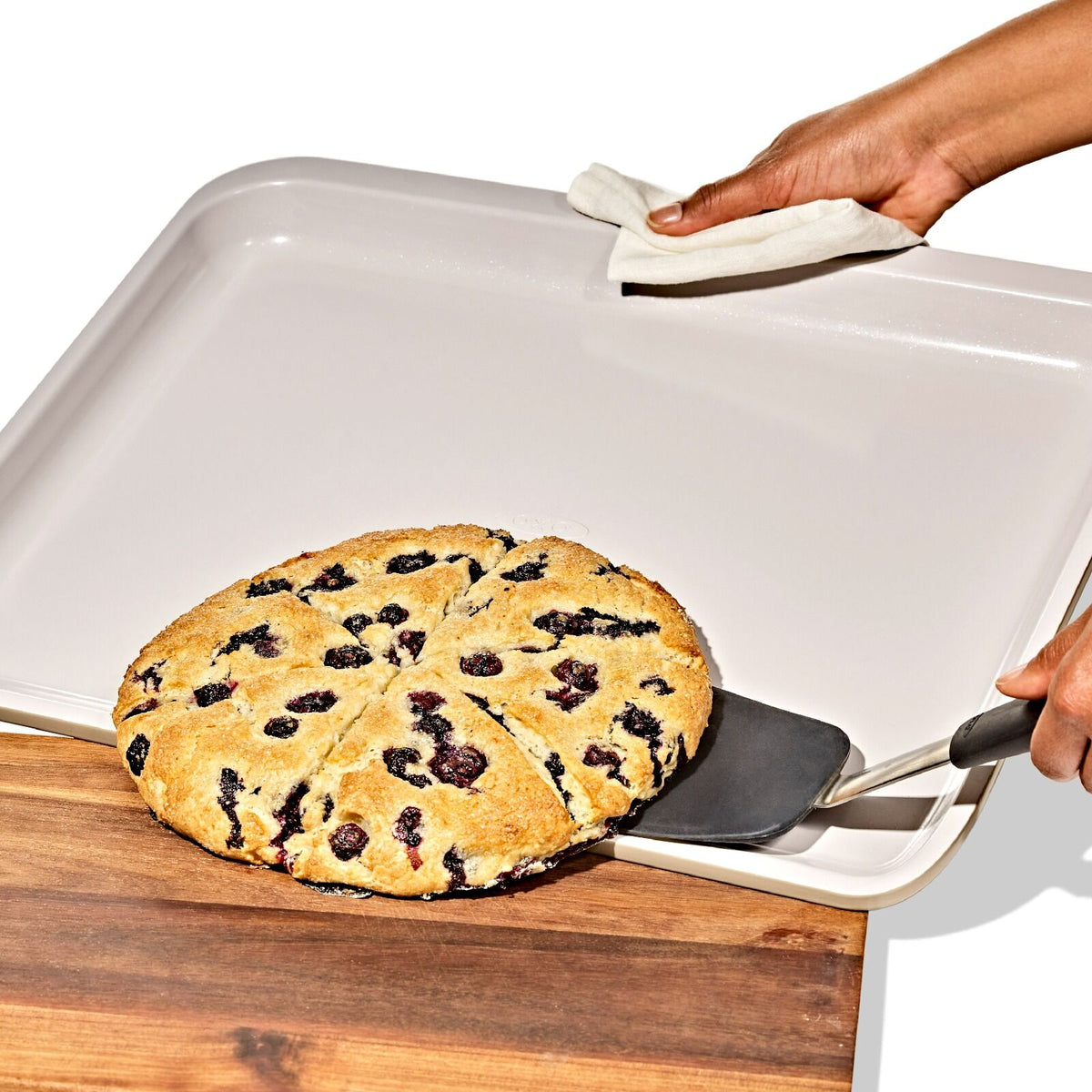 non-stick-pro-ceramic-coated-metal-bakeware-cookie-sheet-biscuit-n0 24123db9-ee95-4e4b-8882-81e452abcd2a.jpeg