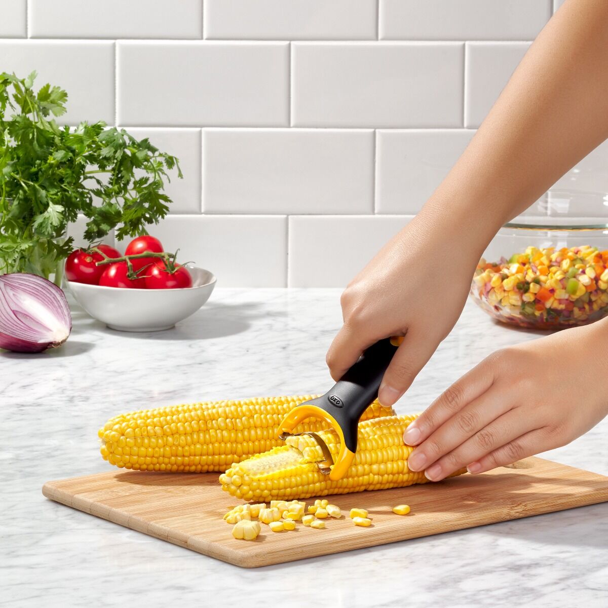 corn-prep-peeler-g8 gg_11244400_4.jpg