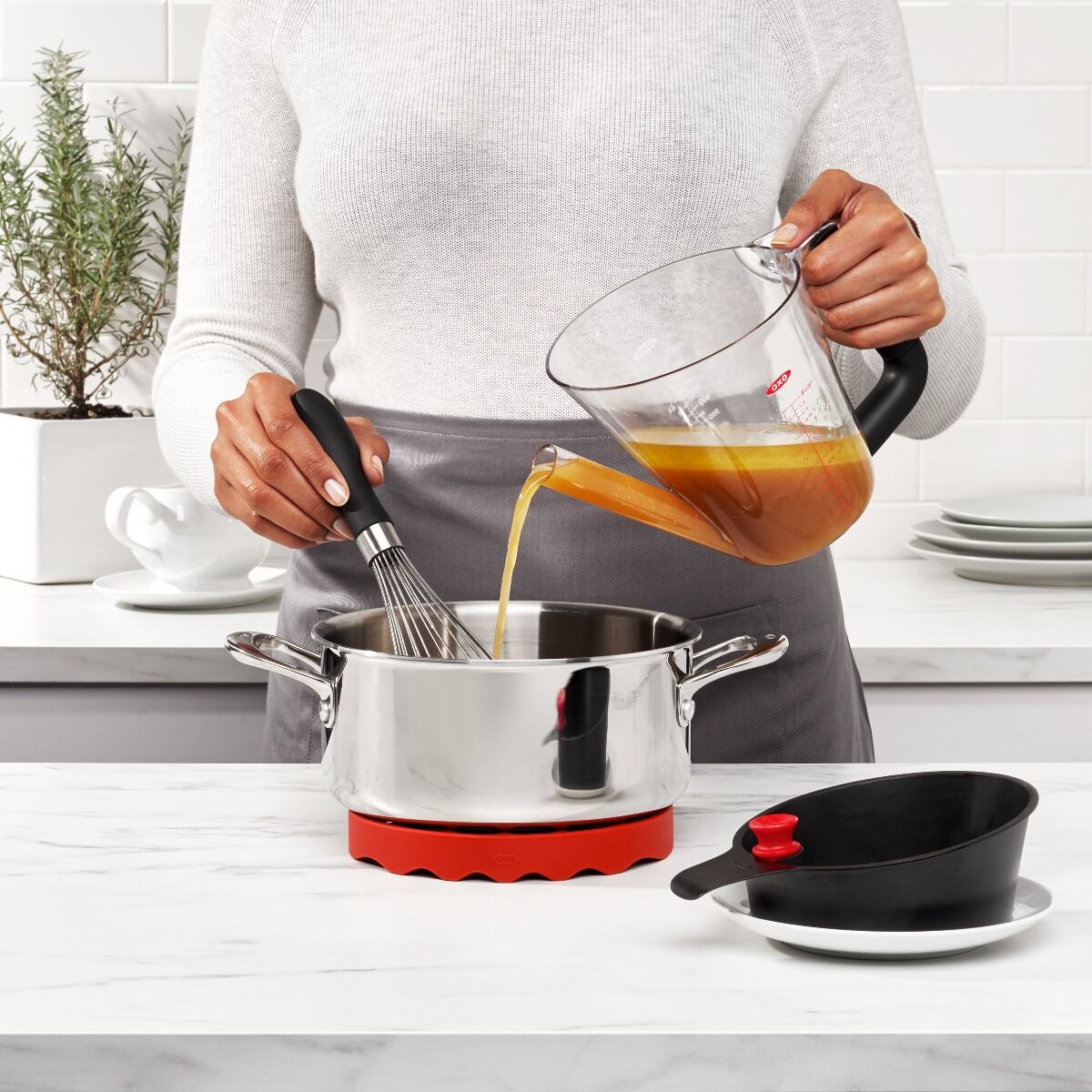4-cup-fat-separator-e1 gg_11273200_4b.jpg