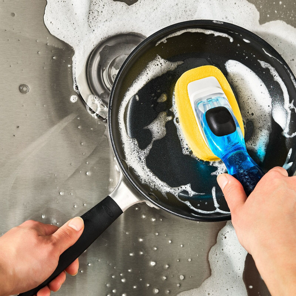 soap-dispensing-dish-sponge-d3 gg_12361300_soapdispensingdishsponge_pdp_02.jpg