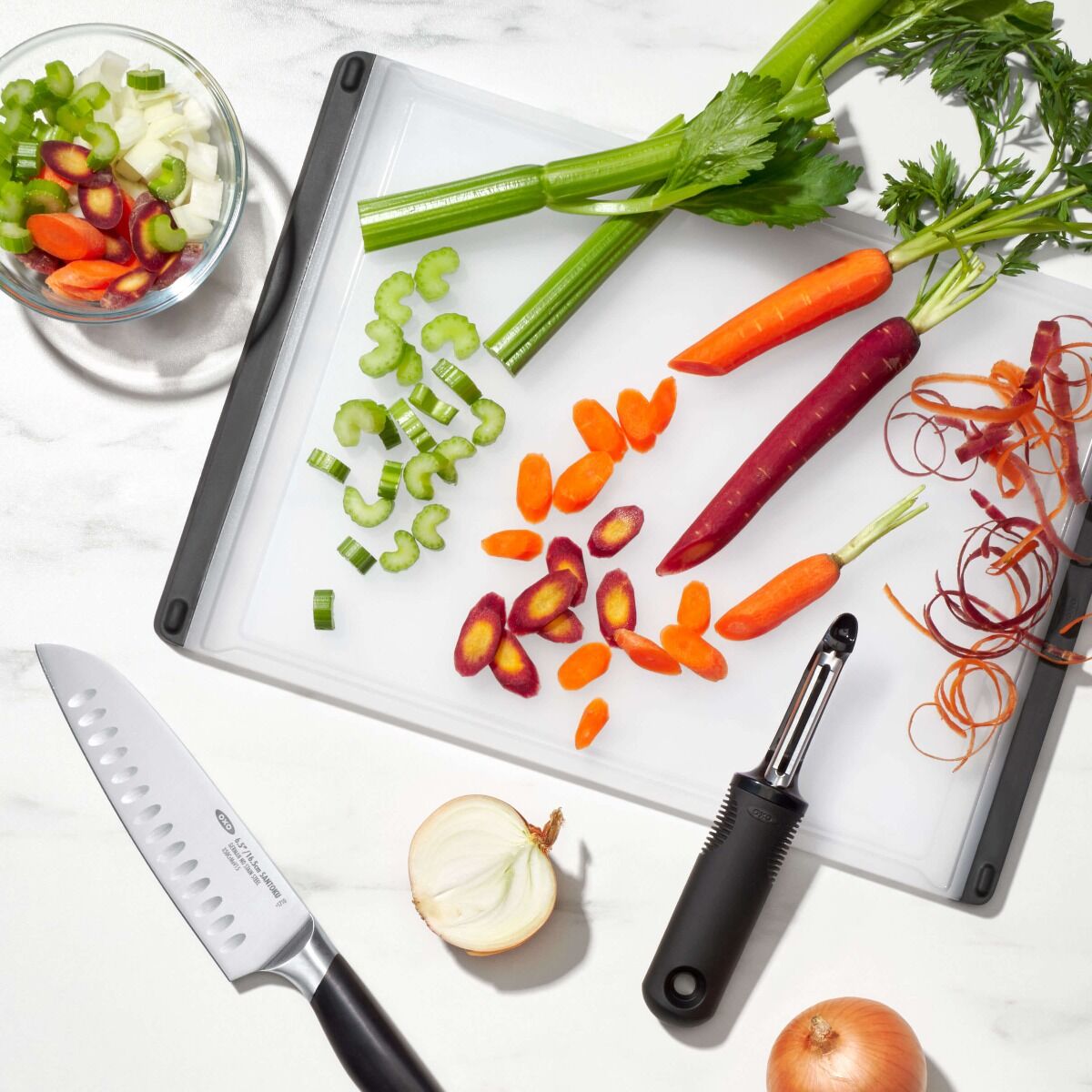 everyday-cutting-board-y7 gg_20081-11272700_9c_1__1.jpg