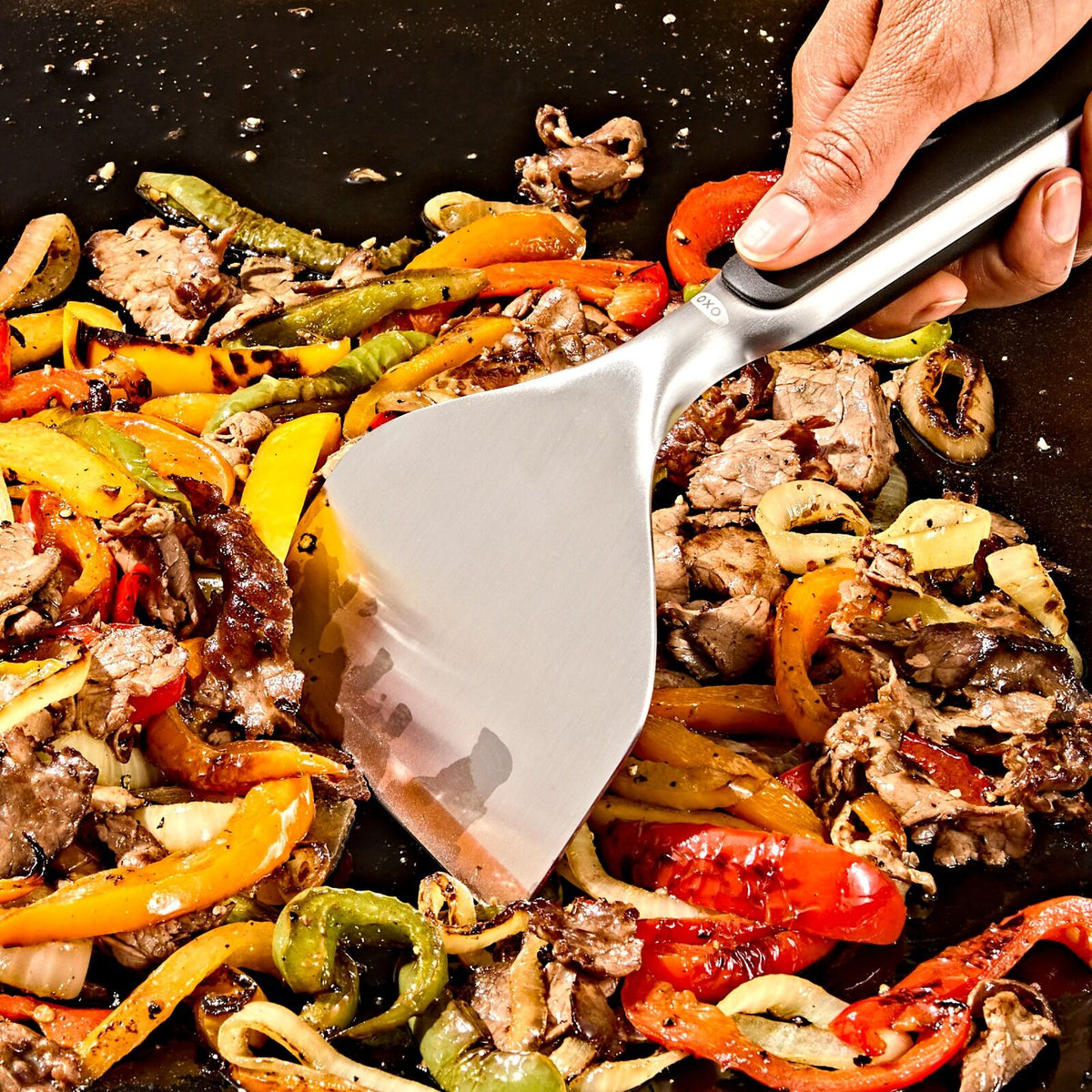 griddle-scraper-f0 oxo_griddle-scraper_pdp_02.jpeg