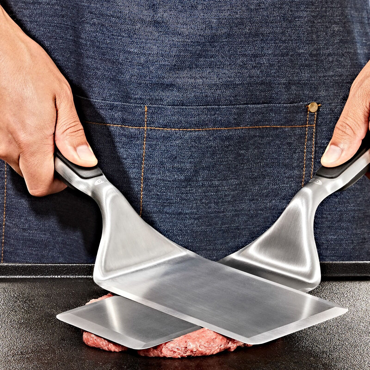 large-griddle-turner-m7 oxo_griddle-turner_pdp_06.jpeg