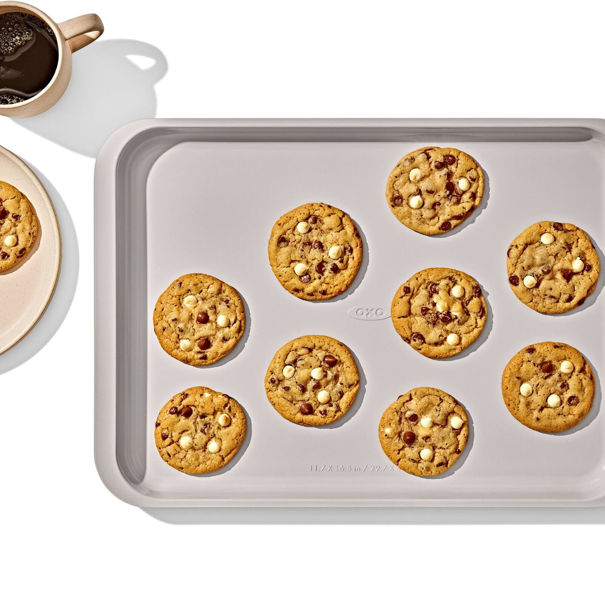 non-stick-pro-ceramic-coated-metal-bakeware-half-sheet-pan-storm-blue-d8 oxo_half-sheet-pan_pdp_03.jpg