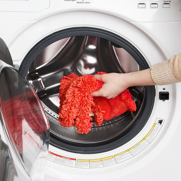 oxo-microfiber-under-appliance-duster-refill-m6 t_6__1_2.jpg